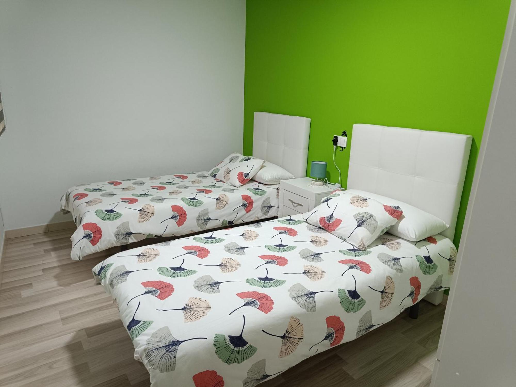 Apartamento Confort I Ла Сеу д'Ургел Екстериор снимка