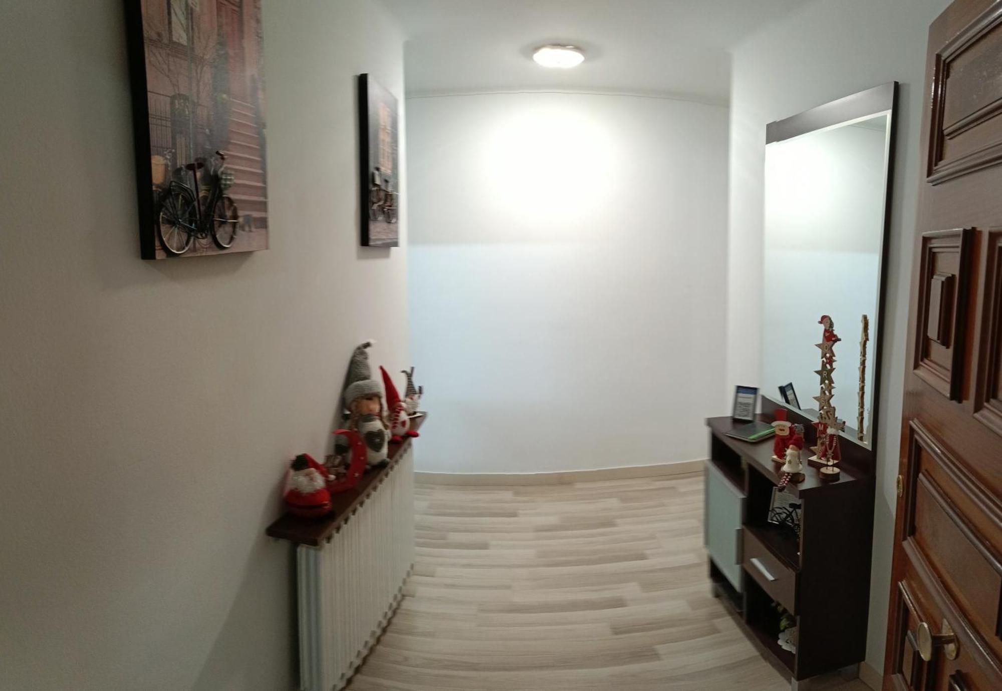 Apartamento Confort I Ла Сеу д'Ургел Екстериор снимка