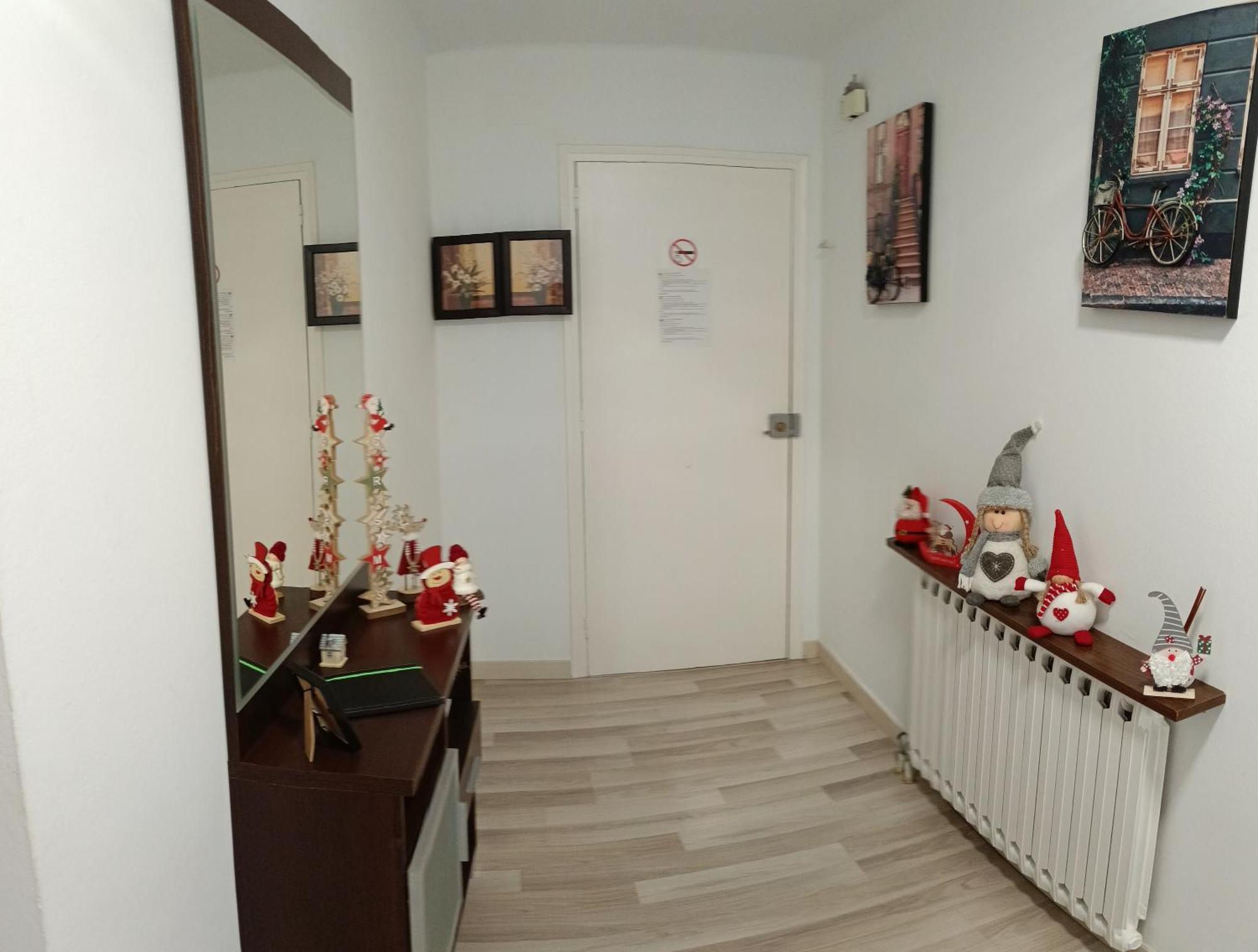 Apartamento Confort I Ла Сеу д'Ургел Екстериор снимка
