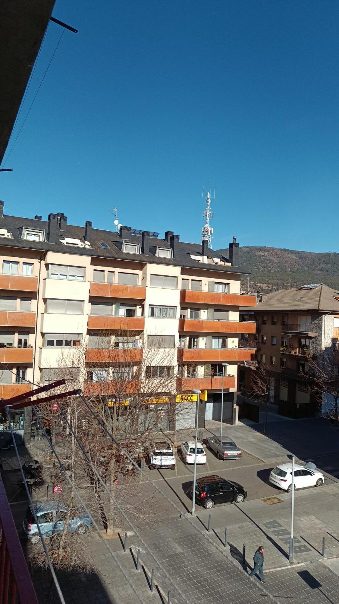 Apartamento Confort I Ла Сеу д'Ургел Екстериор снимка